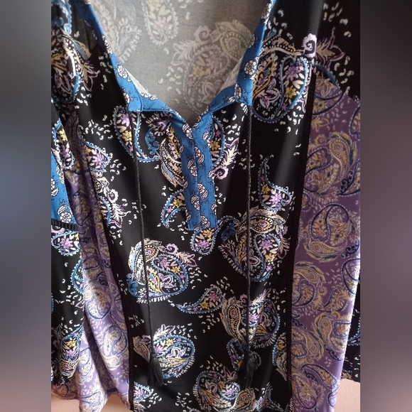 Style & Co Boho style top - Picture 3 of 10
